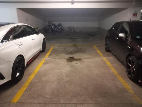 Foto - 2 hintereinander angeordnete Tiefgaragenstellplätze München Laim,