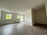 Foto - Frisch saniert mit Balkon – Ihr neues Zuhause wartet