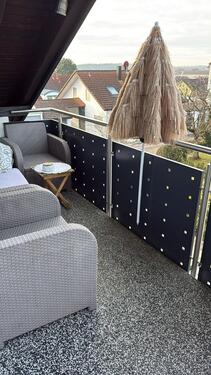 Foto - Helle 3 Zimmer Wohnung Dachgeschosswohnung Einbauküche Balkon