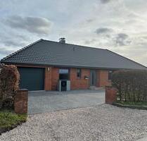 Idyllischer Bungalow im Grünen - 1.775,00&nbsp;EUR Kaltmiete, ca.&nbsp; 145,41&nbsp;m&sup2; in Großsolt (PLZ: 24991)