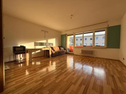Foto - Helles 1-Zimmer-Apartment mit Balkon – zentral in Offenbach