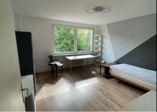 Foto - 1 Zimmer - WG direkt am kleinen Park - Galluswarte nähe