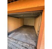 abschließbare Einzelgarage in zentraler Lage in ruhigem Innenhof - Mannheim Niederfeld