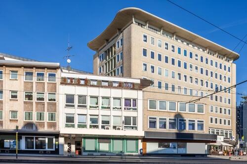 Foto - Frisch renovierte Dreizimmerwohnung mit großem Balkon