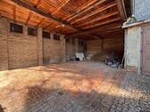 Foto - Großzügiges Carport mit min. 3 Stellplätzen für PKWsWohnwägenCamper o.ä.
