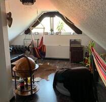 Gehobene Eigentumswohnung - großem Balkon mit Blick in die Natur - Hatten