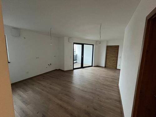 Foto - Helle Erdgeschosswohnung zu vermieten