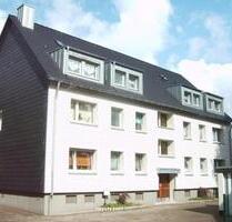 schöne helle 79 m² Wohnung im Grünen mit WZ, SZ, KiZ, KDB, Garten - Essen Stadtbezirk IV