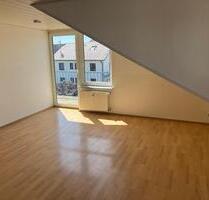 Wohnung zu vermieten - 530,00&nbsp;EUR Kaltmiete, ca.&nbsp; 55,00&nbsp;m&sup2; in Hülben (PLZ: 72584)