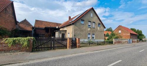 Foto - Haus zu verkaufen im Döhren - 170.000,00&nbsp;EUR Kaufpreis, ca.&nbsp; 168,00&nbsp;m&sup2;