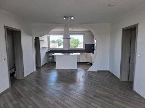 Foto - Wunderschöne helle 4 bis 5 Zimmer Wohnung