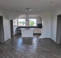 Wunderschöne helle 4 bis 5 Zimmer Wohnung - Hameln Kernstadt