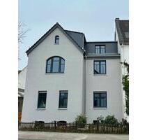 NEU SANIERT- DG-Wohnung mit Dachbalkonfenster - Bünde