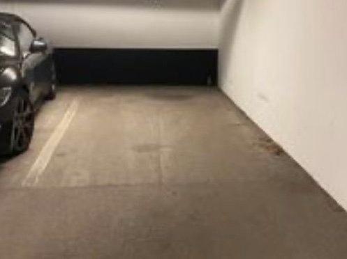 Foto - Tiefgaragenstellplatz in einer sicheren Tiefgarage - Neuenheim