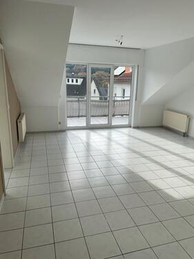 Foto - Wohnung Gladenbach- Weidenhausen 3 ZKB mit Balkon