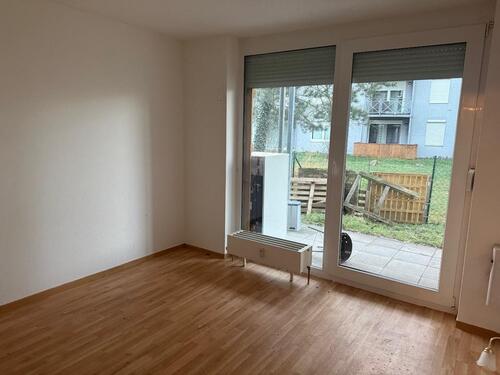 Foto - 3- Zimmer Erdgeschosswohnung mit Terrasse in Großkugel !