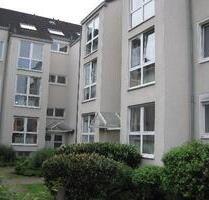 Hoch hinaus zum kleinen Preis: gemütliches Nest unter dem Dach - Köln Rodenkirchen