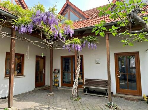 Foto - Altstadthaus mit Innenhof, Garage, Domnähe – offenes Raumkonzept