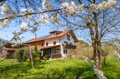 Foto - Traumhaftes Bauernhaus mit ausgebautem Pferdebereich