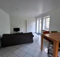 Einliegerwohnung EG, 1Z, Wohnküche, Bad - Schloß Holte-Stukenbrock