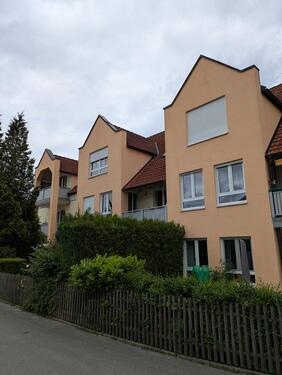 Foto - Schöne 2-Zimmer Wohnung mit 48 qm Wfl.+48 qm Dachboden