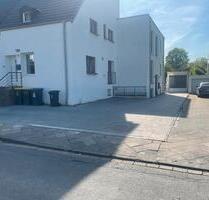 Moderne 3-Zimmer-Wohnung · 2 Bäder · teilmöbliert · Neubau 2021 - Düsseldorf Stadtbezirk 5