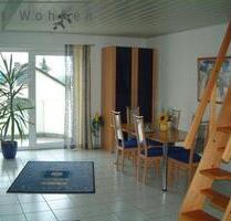 Gepflegte helle, möblierte 2-DG mit Balkon, Einbauküche - Kelsterbach