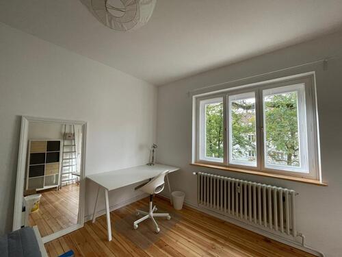 Foto - Neugründung Studenten-WG in Berlin – Schuckertdamm