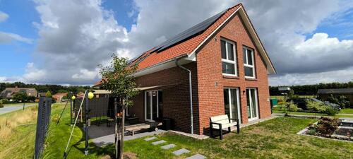 Foto - Sonnige DHH in Elbnähe KFW40 - 525.000,00&nbsp;EUR Kaufpreis, ca.&nbsp; 131,00&nbsp;m&sup2;