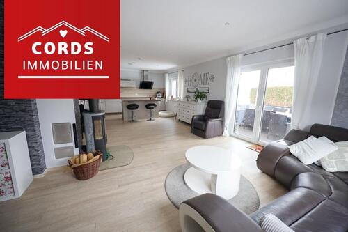 Foto - Freistehendes Einfamilienhaus in Feldrandlage