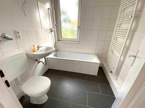 Foto - Ratingen: 3-Zimmer-Wohnung mit Aufzug, modernem Tageslichtbad und Balkon