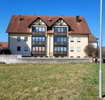 1,5 Zimmer mit TG, neue Küche und Wintergarten, komplett möbliert - Neustadt an der Donau