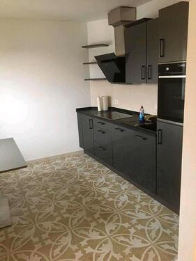 Foto - Schöne 3-Zimmer-Wohnung mit Balkon, EBK und 2 Stellplätzen