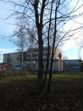 Foto - Grundstück in zentraler Lage Mischgebiet 300 Meter zur Straßenbahn, Penny, Obi,... fast direkt an der B100 und damit an der Autobahn Richtung Leipzig, Dresden, Magdeburg