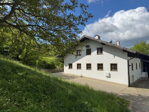 Foto - 6 Zimmer Bauernhaus, Landhaus zum Kaufen in Reichertsheim