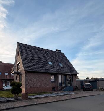 Foto - Einfamilienhaus mit Garage und Pool in Nordenham-Atens