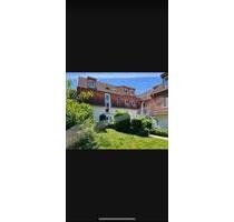 Charmante 2,5 Zimmerwohnung in 75175 mit neuer Einbauküche - Pforzheim Charmante 2,5 Zimmerwohnung in 75175 mit neuer Einbauküche - Pforzheim