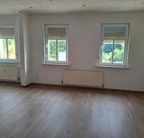3 Raumwohnung frisch renoviert - 590,00&nbsp;EUR Kaltmiete, ca.&nbsp; 74,00&nbsp;m&sup2; in Döbeln (PLZ: 04720)