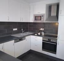 -EHNINGEN- Moderne 3-ZW mit guter Ausstattung, EBK Fußbodenheiz.