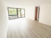 Foto - Renovierte Wohnung mit Dachterrasse, Garten und Tiefgarage direkt am Schlosspark Strünkede