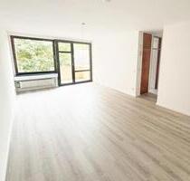 Renovierte Wohnung mit Dachterrasse, Garten und Tiefgarage direkt am Schlosspark Strünkede - Herne Baukau
