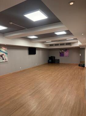 Foto - Fitnessraum in zentraler Lage zur Vermietung