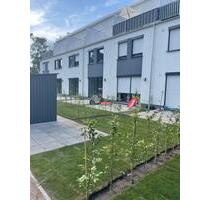 Top Reihenhaus mit Dachterrasse und Garten - Aurich Georgsfeld und Tannenhausen