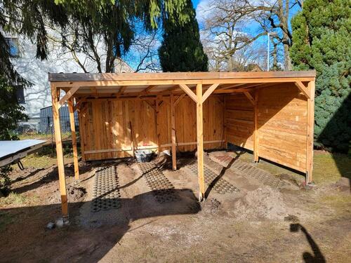 Foto - Unterstellplatz zu vermieten (2x)