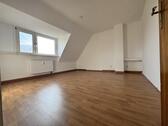 Foto - Helle 3-Zimmer-Dachgeschosswohnung in Bottrop-Fuhlenbrock – ab sofort bezugsfrei