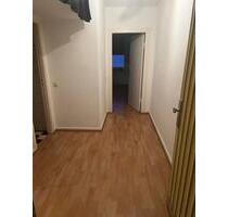 Biete 1 Zimmerwohnung im 1. OG - Balkon - Uni Nähe - Lübeck Sankt Lorenz Nord