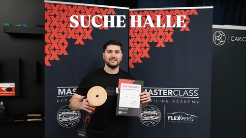 Foto - Lagerhalle Garage Untermiete für Autoaufbereitung.