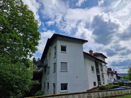 Foto - Großzügige 4 Zimmer DG Wohnung mit Balkon & Garage in Höchst