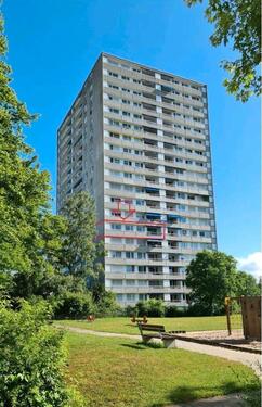 Foto - Helle 4,5 -Zimmer-Wohnung mit 119 m² Wohnfläche und Balkon