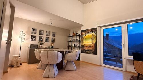 Foto - Helle 2-Zimmer-Wohnung mit Balkon & Weitblick – 84 m²